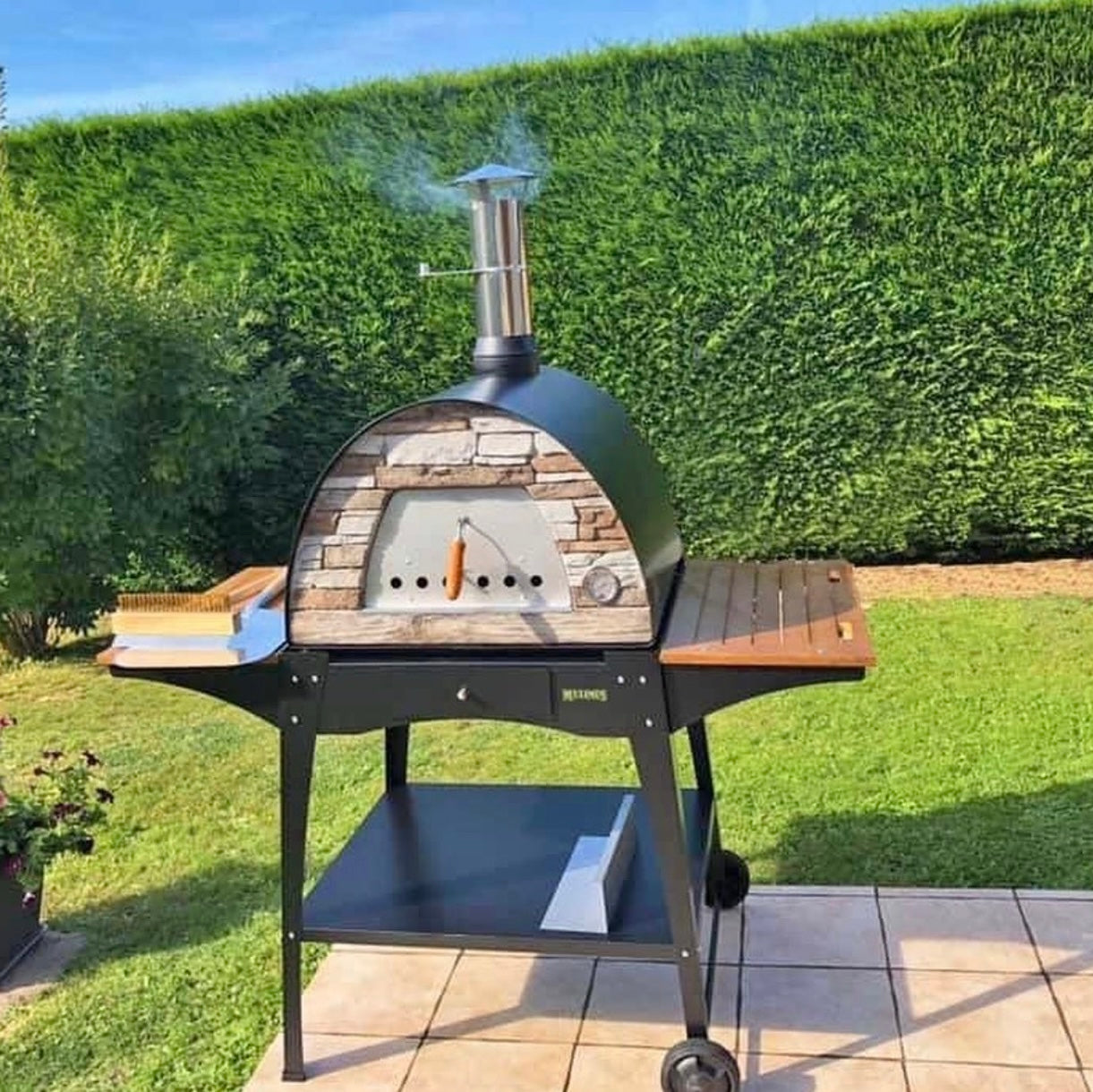 Premium brick pizza oven for outdoor kitchen