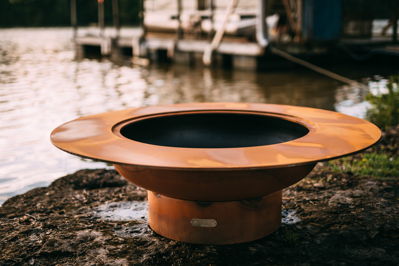 Fire Pit Art's Classic Design Magnum Fire Pit