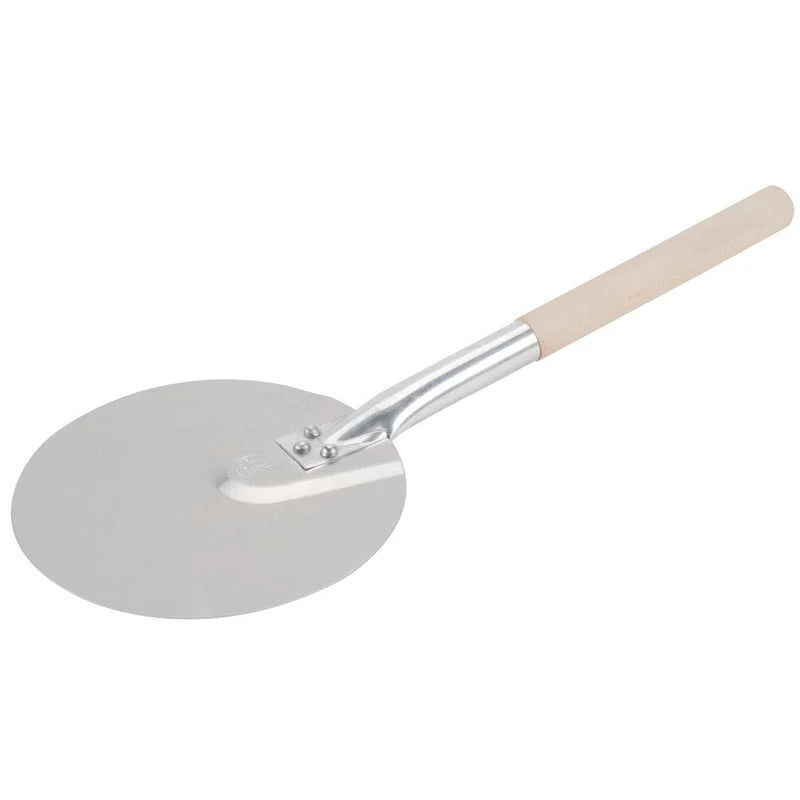 Luxury accessories for outdoor cooking in premium pizza ovens