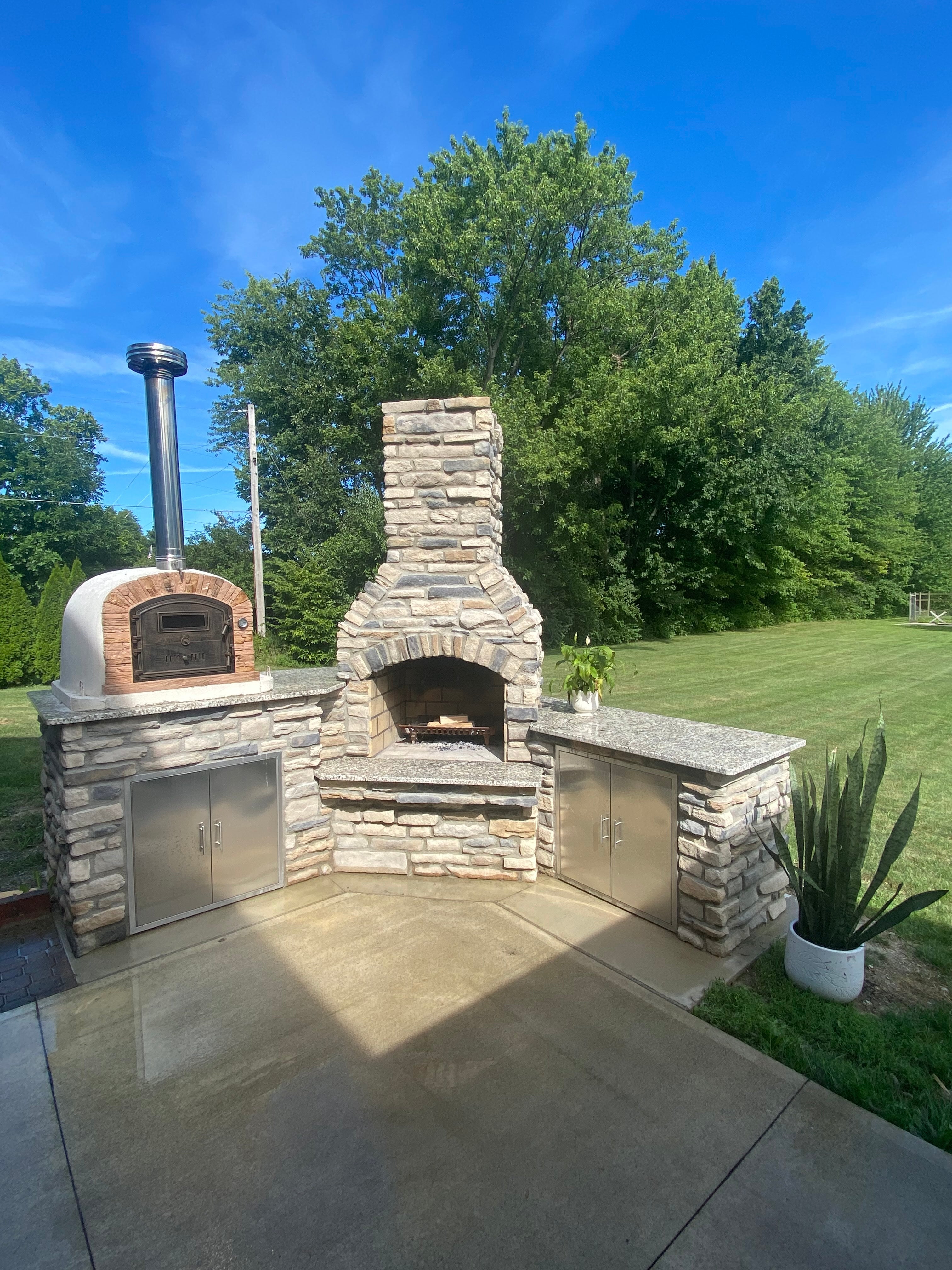 Ventura "Sierra" Premium Pizza Oven